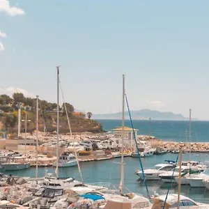 200m De La ,3mn Du Port à 50m Du Centre Carry-le-Rouet